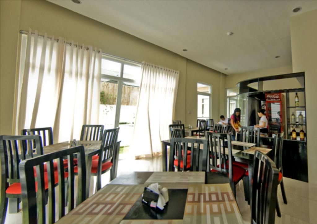 Arabelle Suites Tagbilaran City Exterior foto